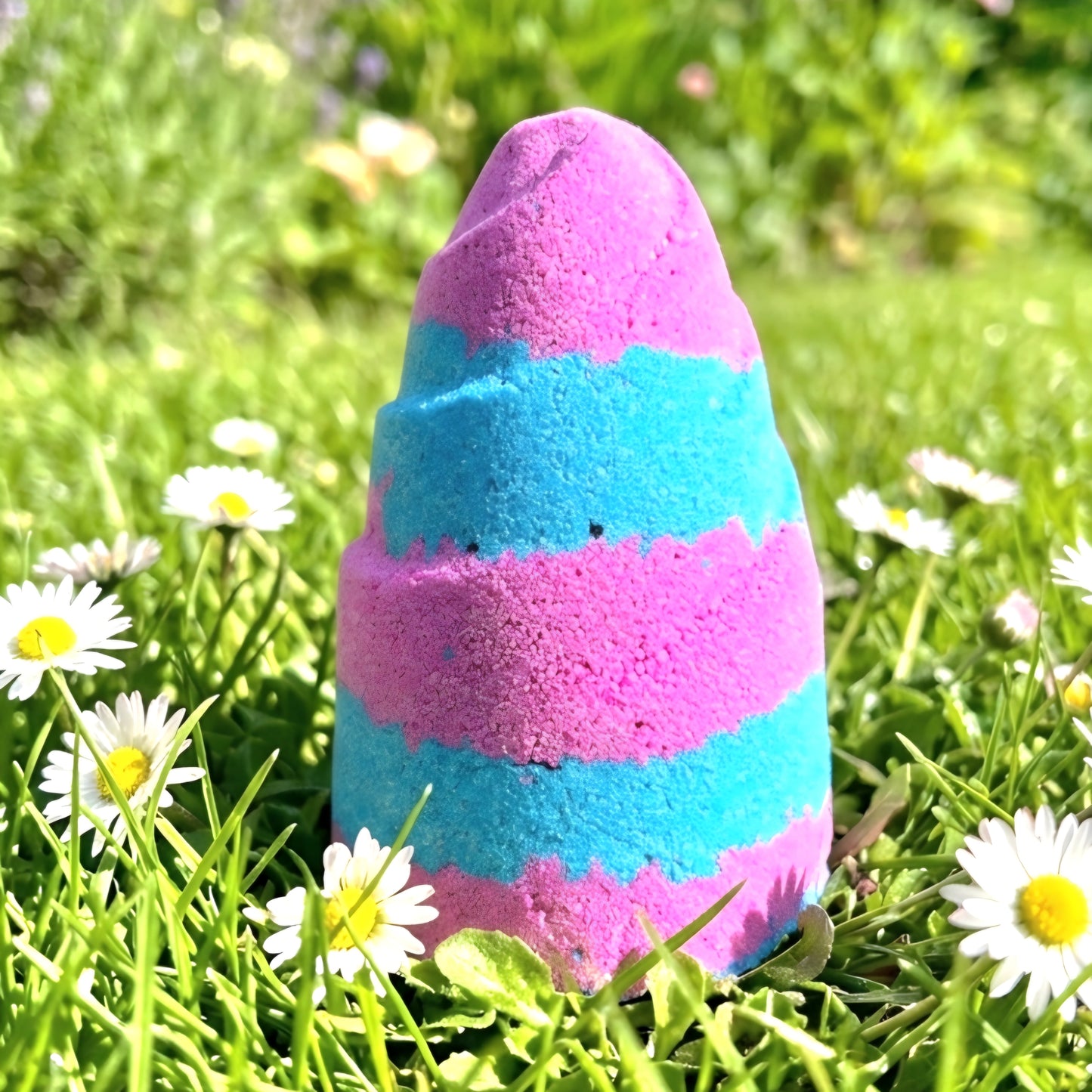 Marshmallow & Blueberry Frosting Swirl Bath Bomb